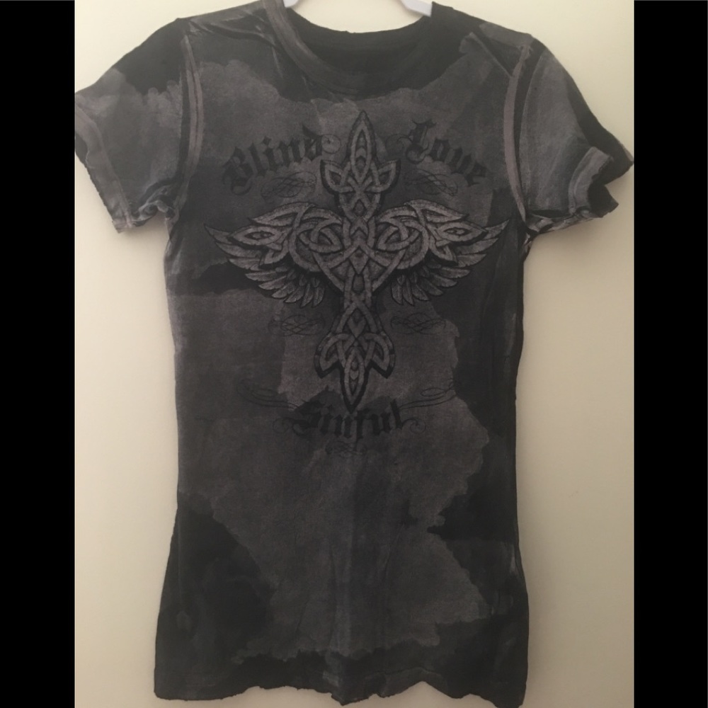 distressed tee